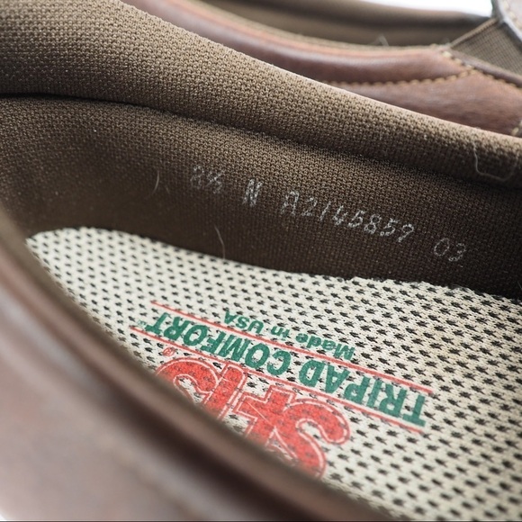 SAS sz 8.5N brown leather comfort loafers - Picture 7 of 12